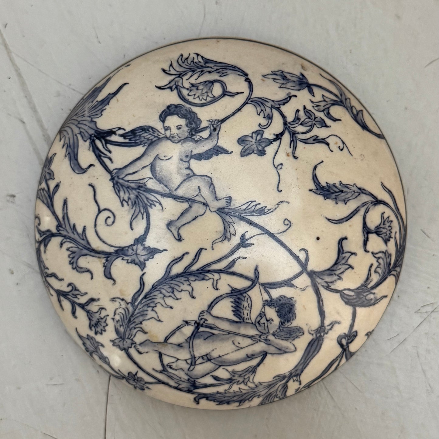 French Cupid Box