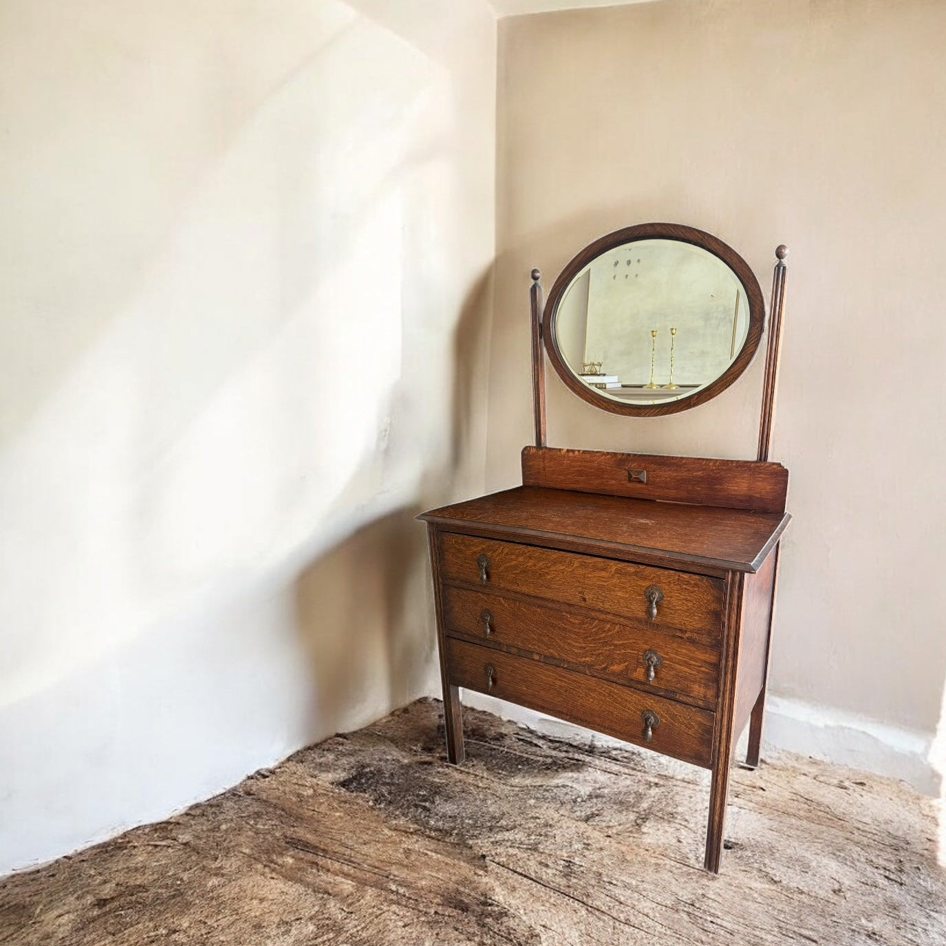 Dressing Table with Mirror